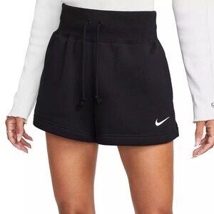 Black Nike Phoenix Fleece High-Waisted Shorts, Women’s Medium